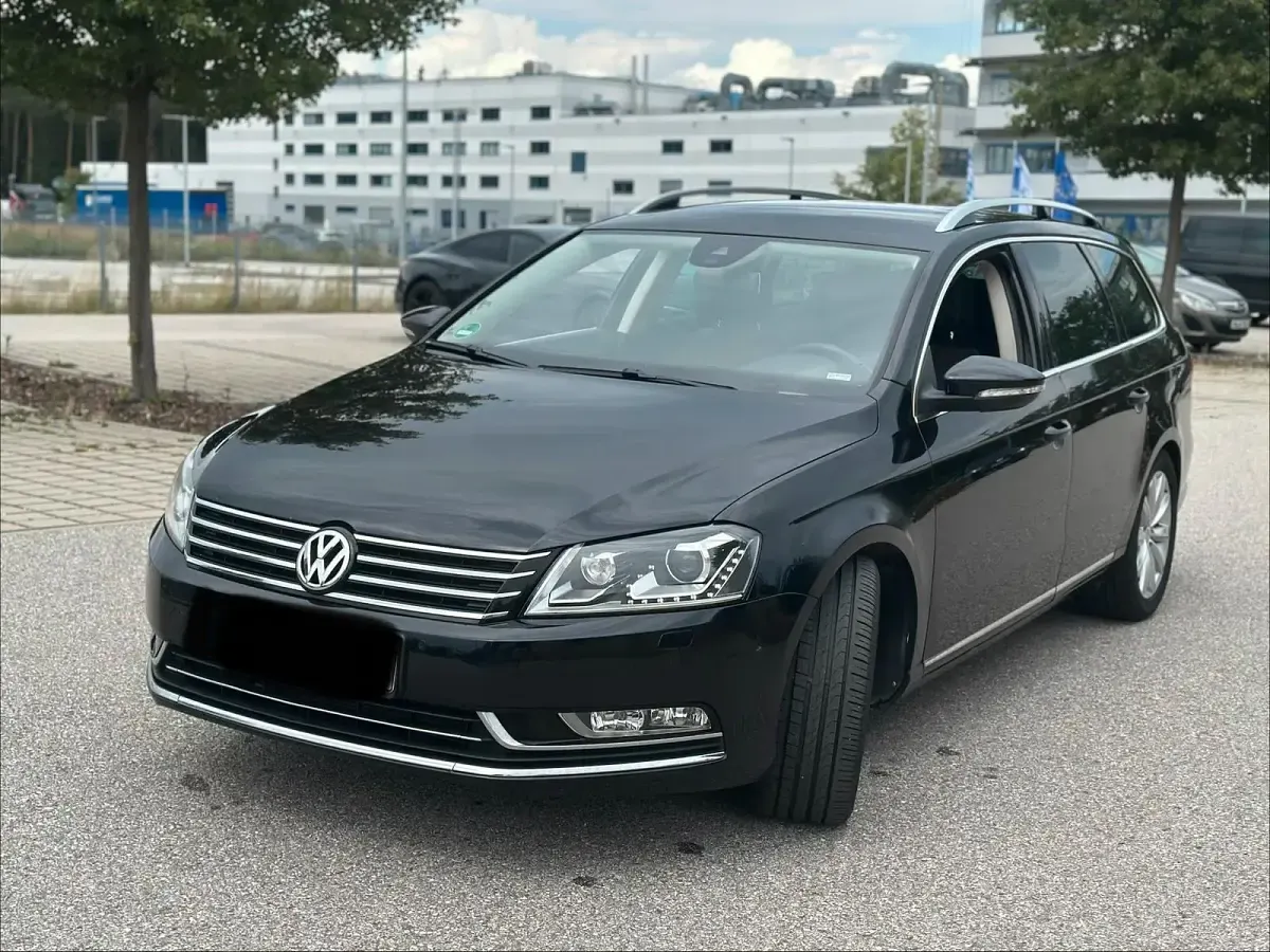 Gebraucht VW Passat 140 PS (102 kW) 2011 Schwarz Kombi