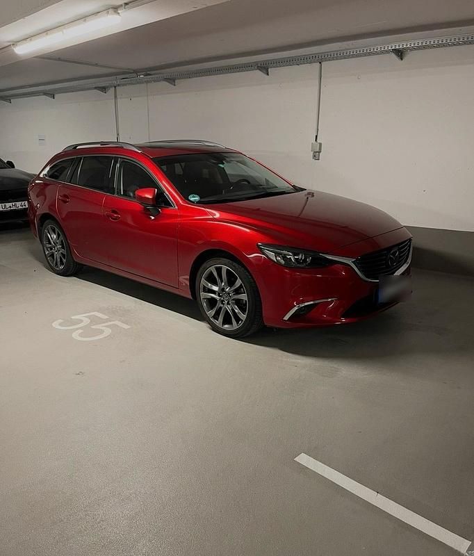Gebraucht Mazda 6 175 PS (128 kW) 2017 Rot Kombi