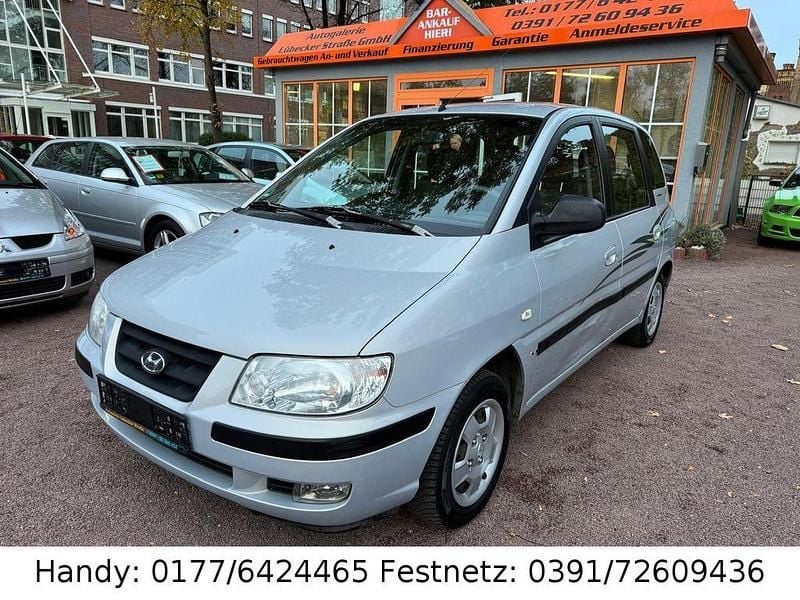 Grau Gebraucht 2004 Hyundai Matrix Van / Kleinbus | 1.290 € (Guter Preis) - Bild 1/4