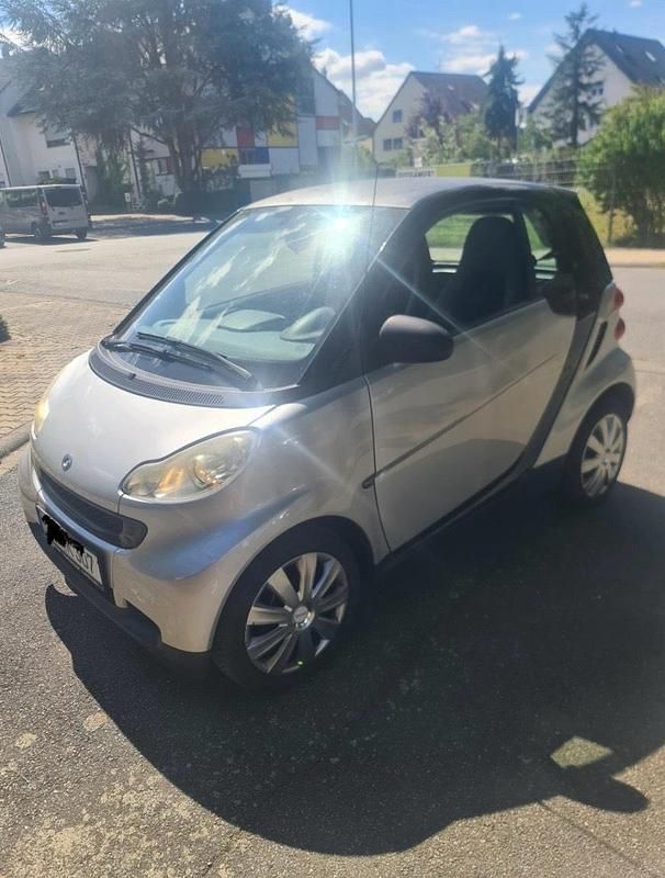 Silber Gebraucht 2009 Smart ForTwo Coupé Kleinwagen | 1.950 € - Bild 1/4