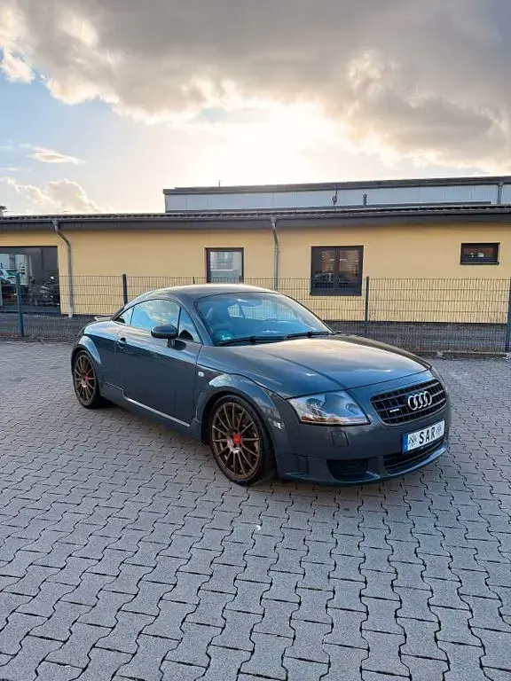 Używany Audi TT Sport 250 KM (183 kW) 2004 Szary Coupe
