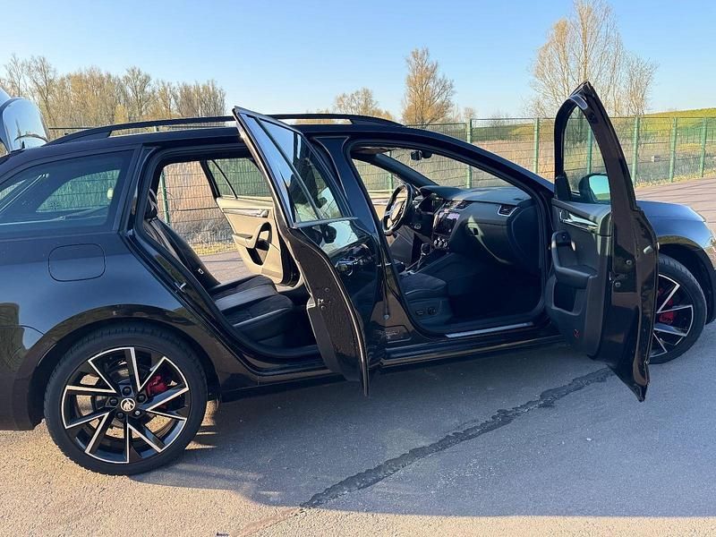 Gebraucht Skoda Octavia RS 184 PS (135 kW) 2020 Schwarz Kombi