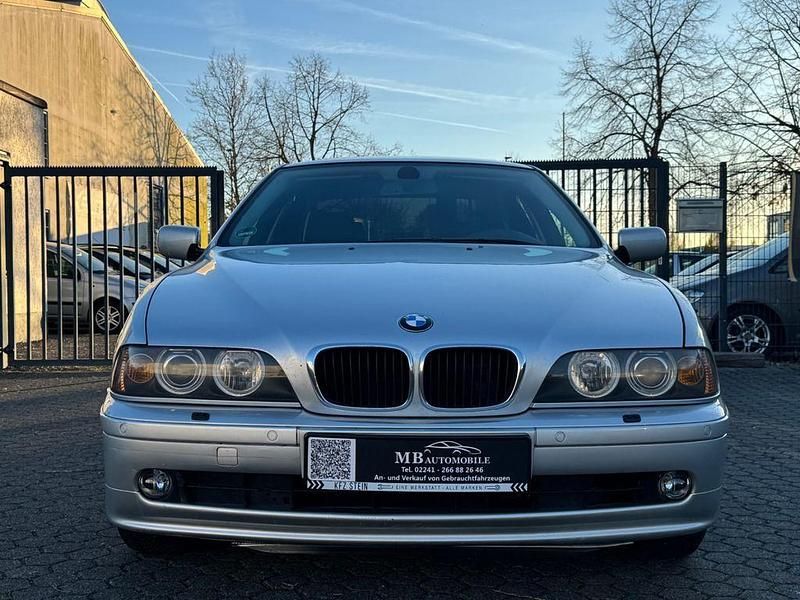 Gebraucht BMW 520 Exclusive 170 PS (125 kW) 2002 Silber Limousine