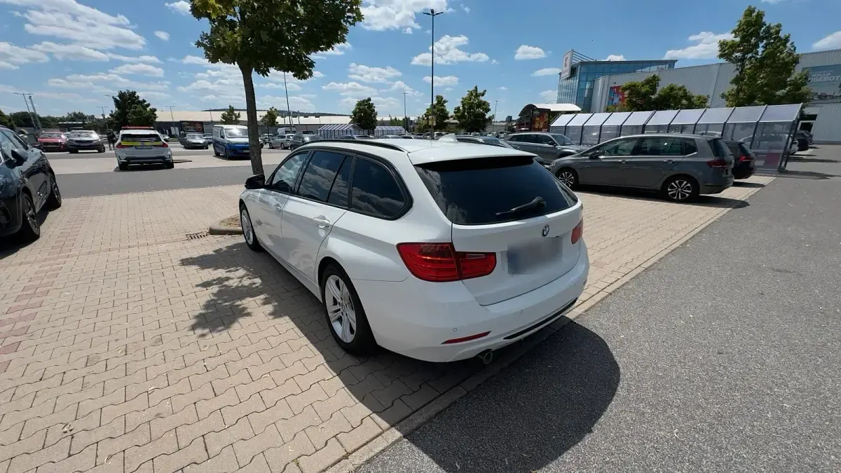 Gebraucht BMW 318 143 PS (105 kW) 2014 Weiß Kombi