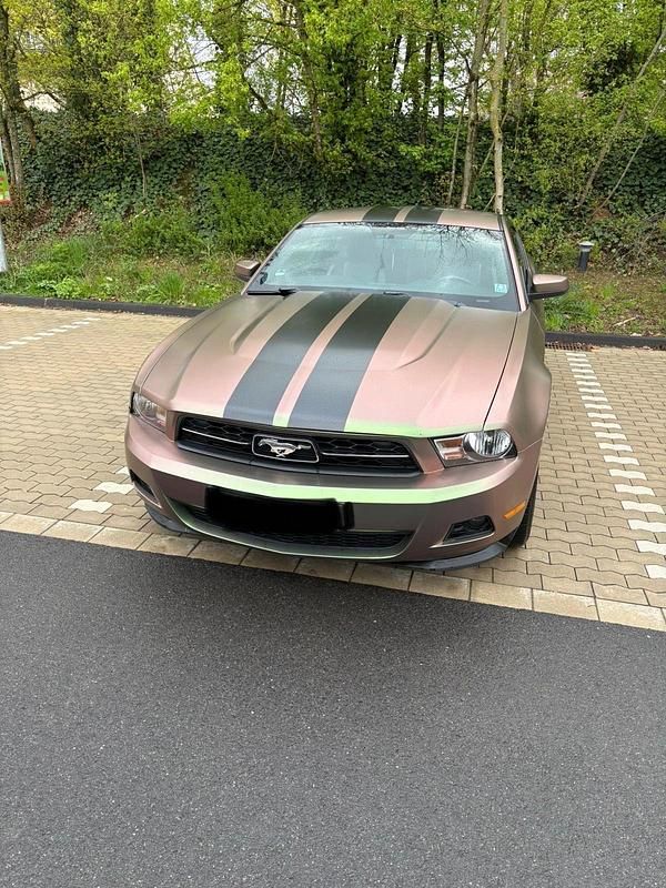 Gebraucht Ford Mustang 309 PS (227 kW) 2010 Silber Coupé