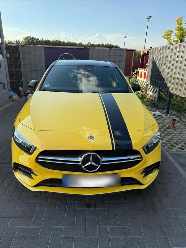 Gelb Gebraucht 2019 Mercedes A35 AMG AMG Limousine | 30.000 € (Guter Preis) - Bild 1/4