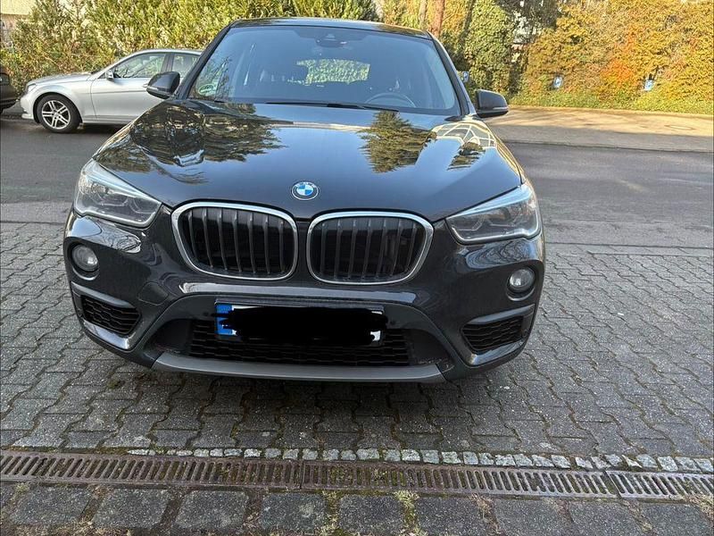 Gebraucht BMW X1 Advantage 192 PS (141 kW) 2019 Schwarz SUV