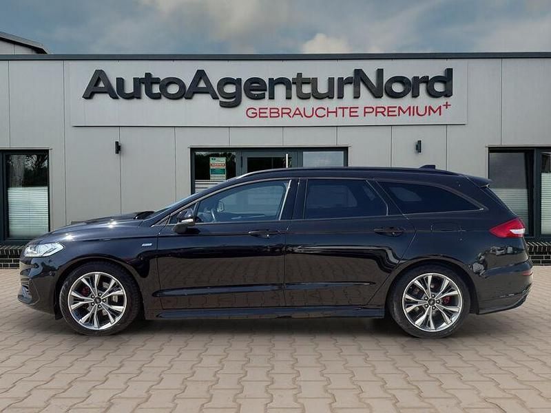 Gebraucht Ford Mondeo ST-Line 150 PS (110 kW) 2022 Schwarz Kombi