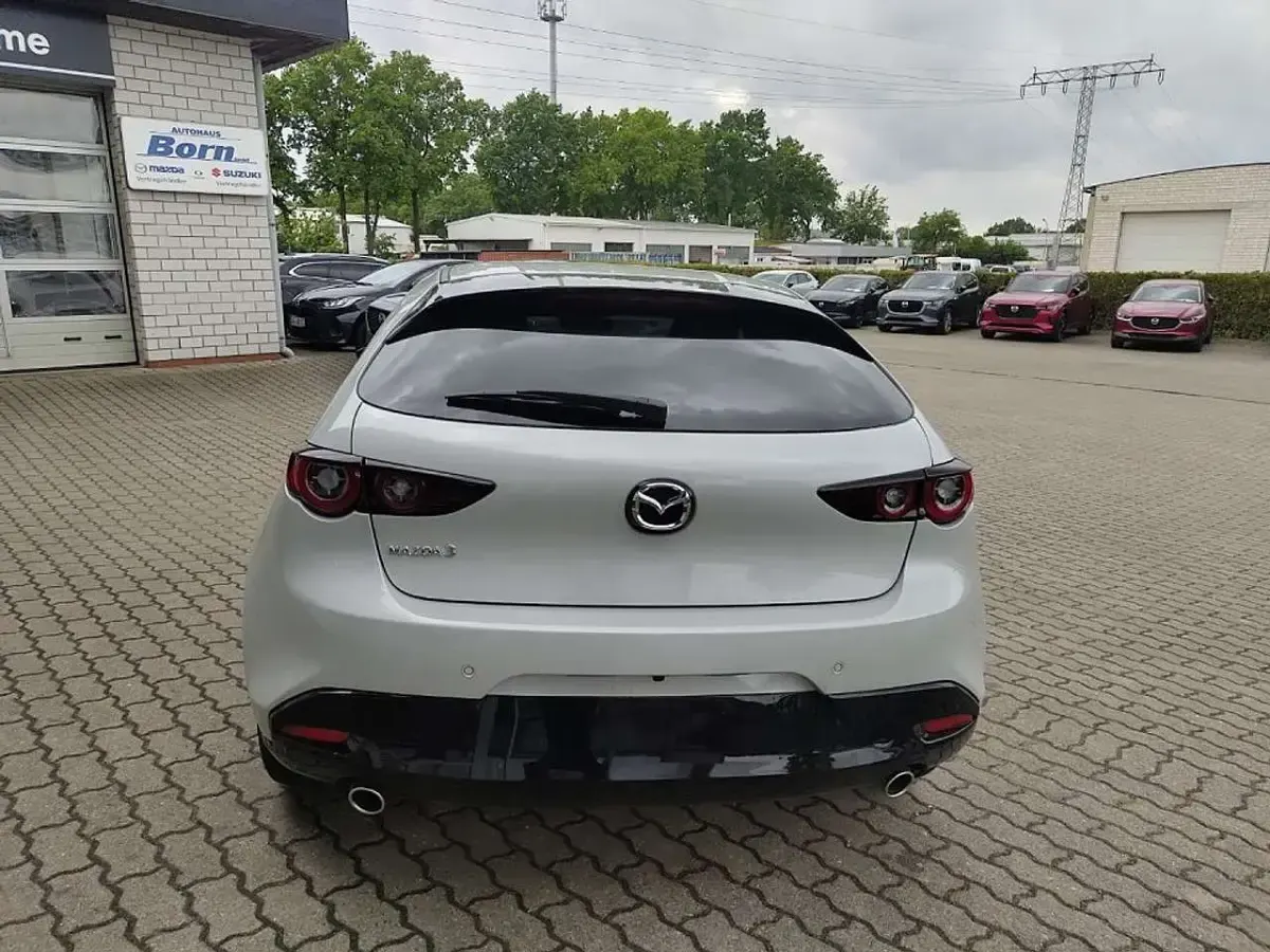 Neu Mazda 3 140 PS (102 kW) 2026 Ceramic Limousine