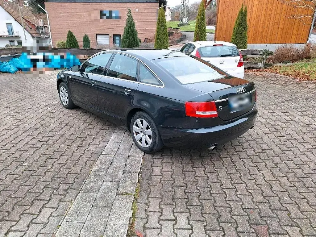 Używany Audi A6 177 KM (130 kW) 2004 Czarny Sedan/Limuzyna