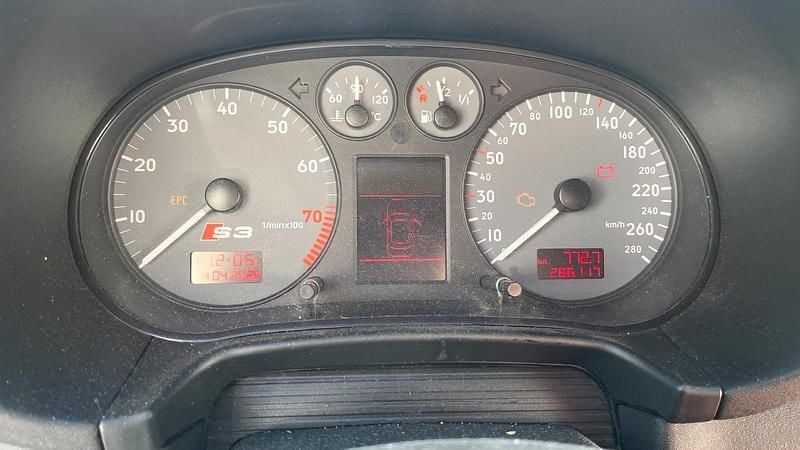 Gebraucht Audi S3 224 PS (164 kW) 2003 Grau Kleinwagen