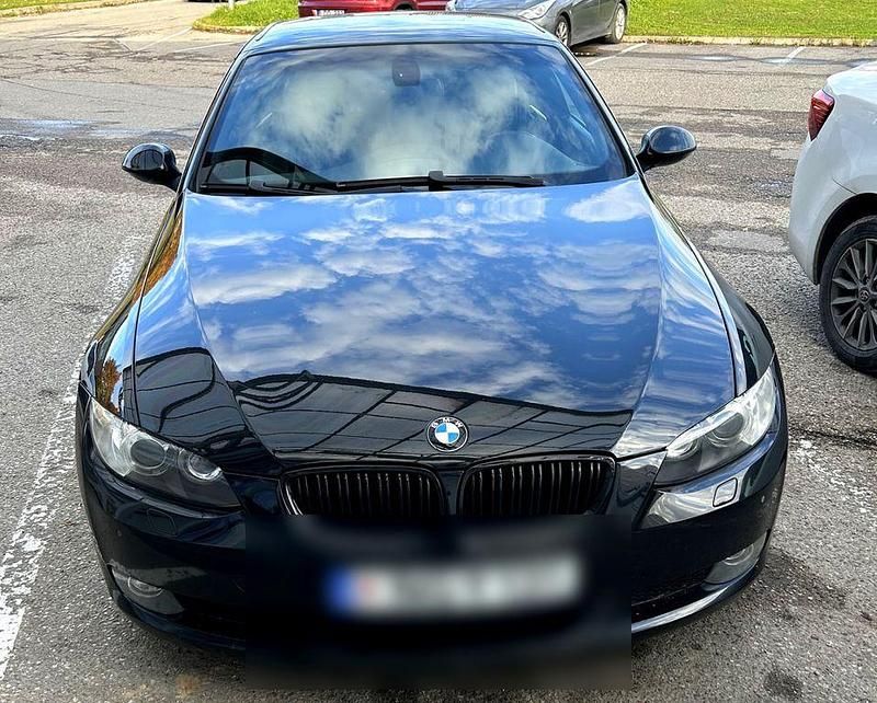 Gebraucht BMW 330 Cabriolet Performance 231 PS (169 kW) 2007 Schwarz Cabrio