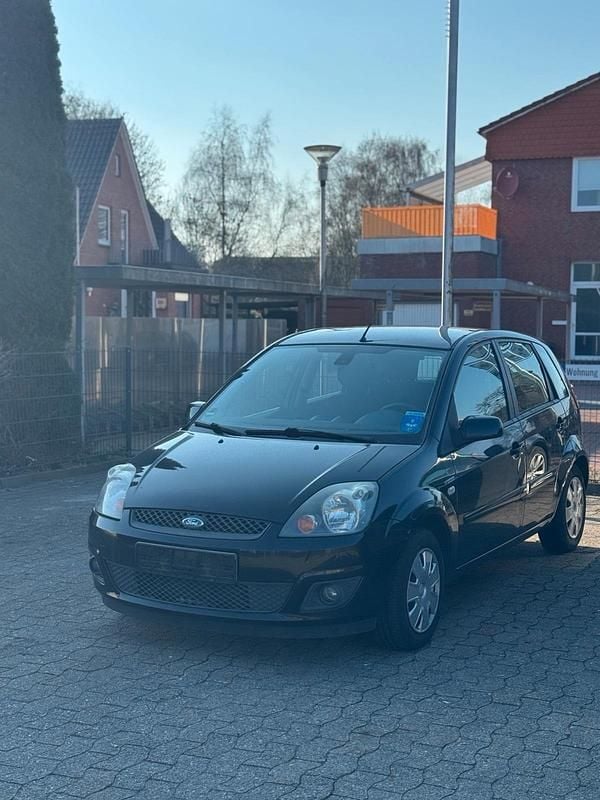 Gebraucht Ford Fiesta 70 PS (51 kW) 2008 Schwarz Kleinwagen