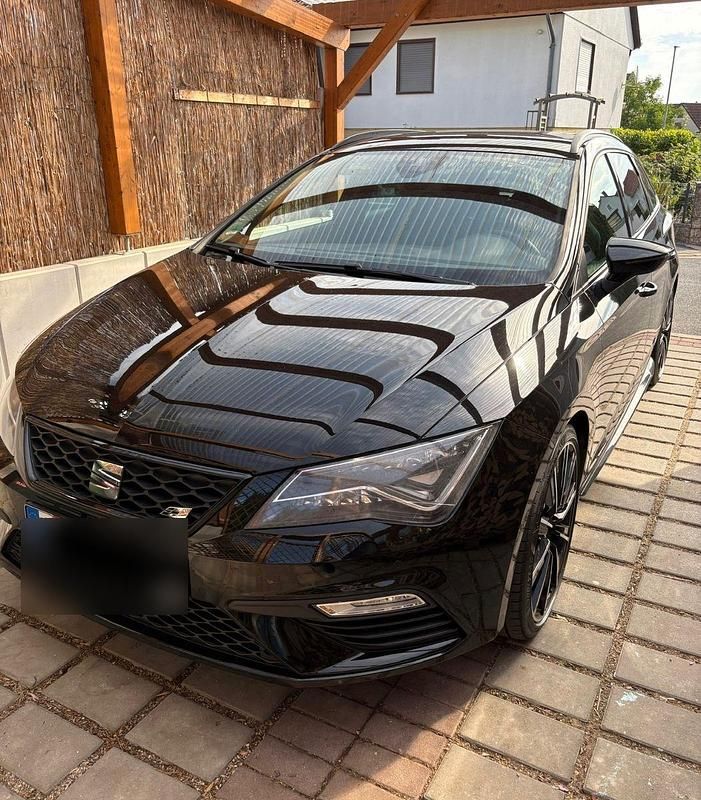 Schwarz Gebraucht 2017 Cupra Leon Kombi | 21.500 € (Guter Preis) - Bild 1/4
