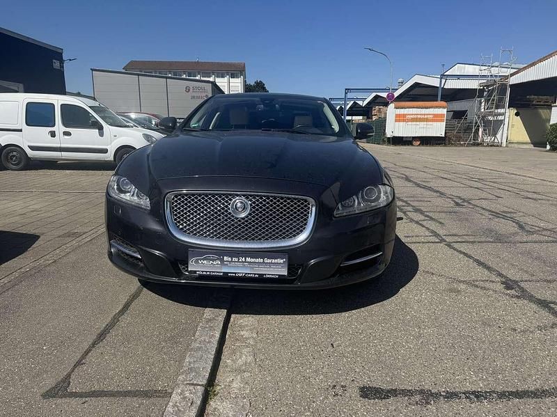 Gebraucht Jaguar XJ Premium Luxury 275 PS (202 kW) 2011 Other Limousine