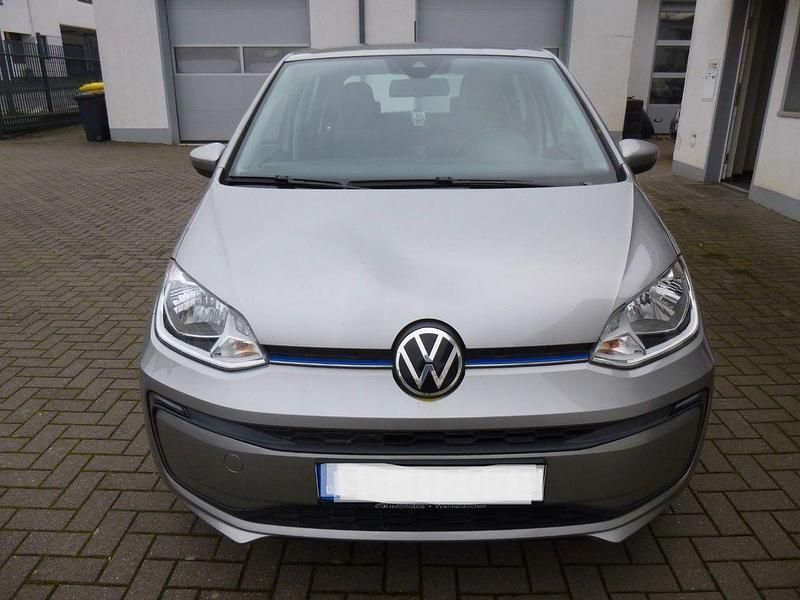 Usata VW e-up! 61 kW (83 CV) 2021 Argento Utilitaria
