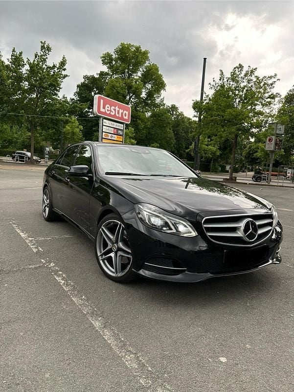 Usata Mercedes E350 252 CV (185 kW) 2014 Nero Berlina