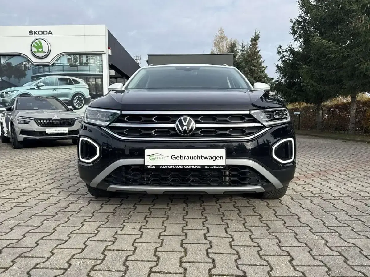 Gebraucht VW T-Roc Style 150 PS (110 kW) 2024 Deep black perleffekt SUV