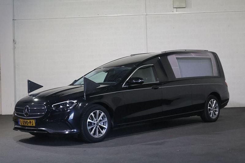 Gebraucht Mercedes E200 2021 Schwarz