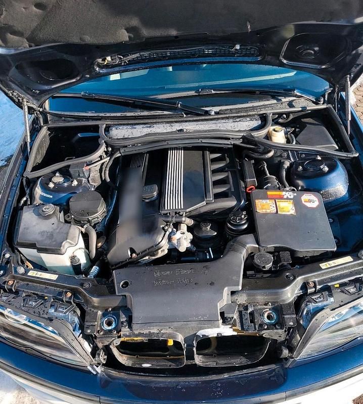 Gebraucht BMW 320 170 PS (125 kW) 2003 Blau Kombi