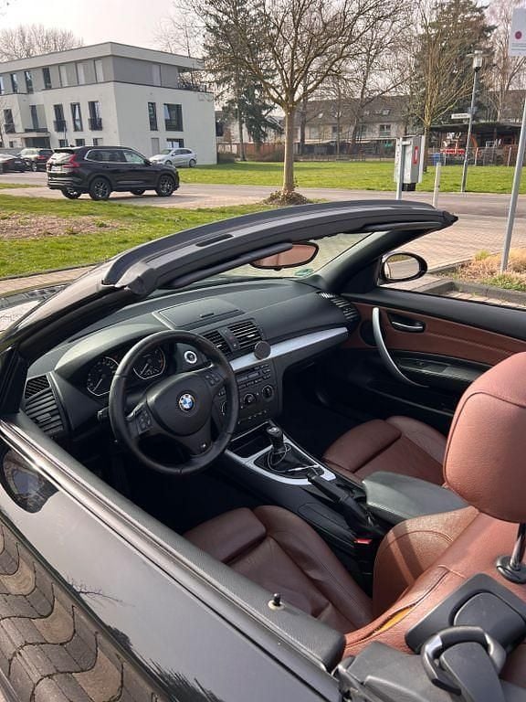 Gebraucht BMW 118 Cabriolet Performance 143 PS (105 kW) 2009 Schwarz Cabrio