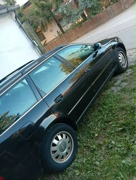 Gebraucht Audi A4 116 PS (85 kW) 2000 Schwarz Kombi