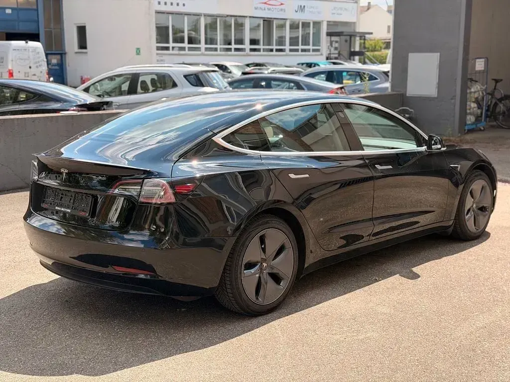 Gebraucht Tesla Model 3 Standard Range Plus 239 kW (325 PS) 2020 Schwarz Limousine