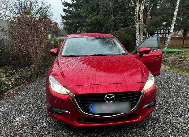 Rot Gebraucht 2018 Mazda 3 Center-Line Limousine | 14.500 € (Fairer Preis) - Bild 1/4