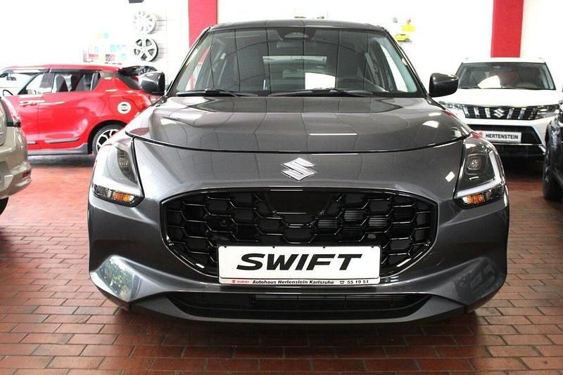 Neu Suzuki Swift Comfort 83 PS (61 kW) 2025 Grau Kleinwagen