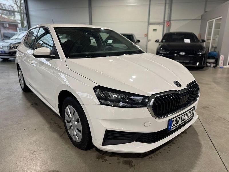 Gebraucht Skoda Fabia Active 65 PS (47 kW) 2022 Weiß Limousine