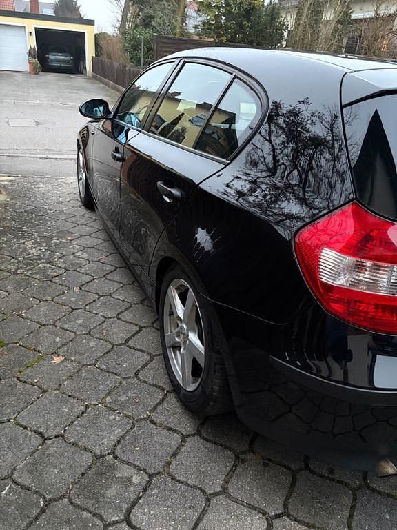Gebraucht BMW 116 Performance 116 PS (85 kW) 2005 Schwarz Kleinwagen