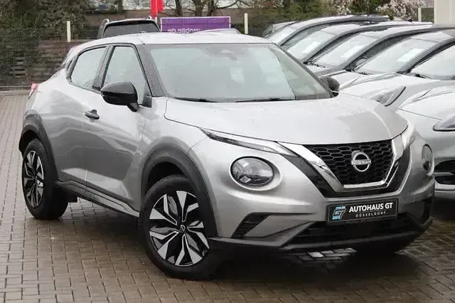 Gebraucht Nissan Juke Acenta Connect 114 PS (83 kW) 2025 Silber SUV