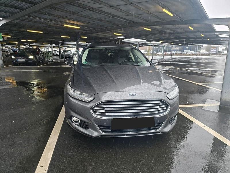 Gebraucht Ford Mondeo Titanium 179 PS (131 kW) 2016 Grau Kombi