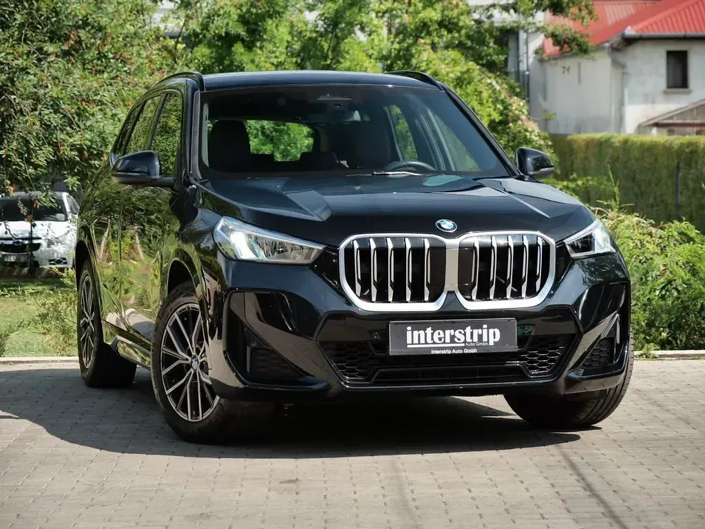 Gebraucht BMW X1 M Sport 163 PS (119 kW) 2025 Schwarz SUV