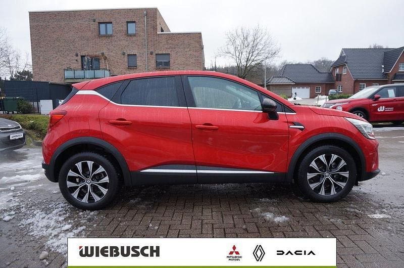 Gebraucht Renault Captur Techno 91 PS (66 kW) 2022 Dezirrot SUV