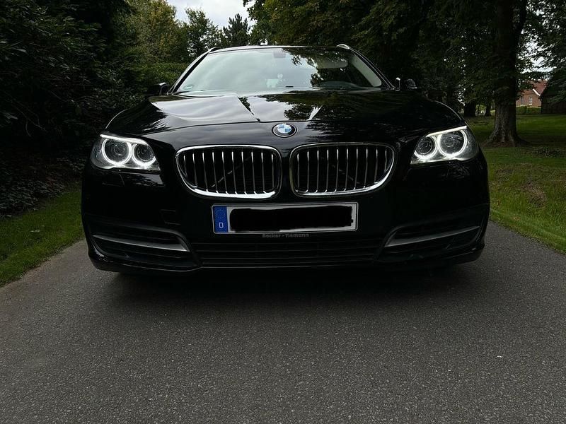Gebraucht BMW 520 190 PS (139 kW) 2015 Schwarz Kombi
