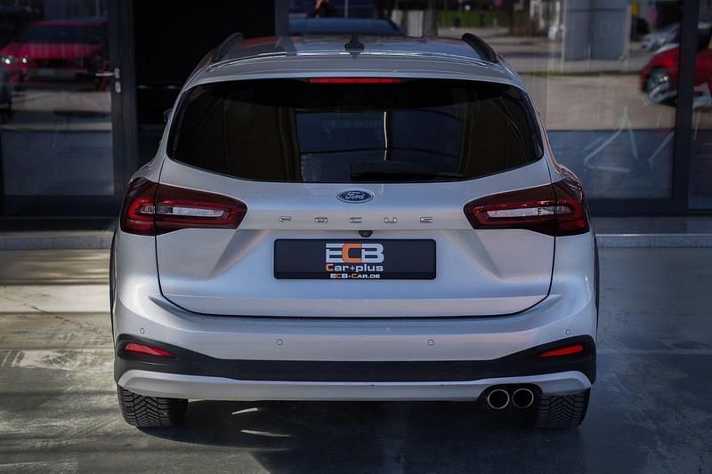 Gebraucht Ford Focus Active 120 PS (88 kW) 2022 Silber Kombi