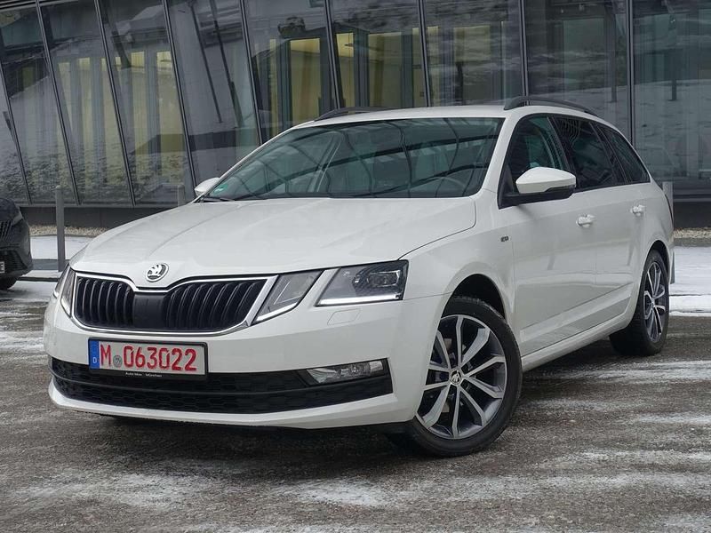 Gebraucht Skoda Octavia Soleil 150 PS (110 kW) 2019 Bila candy/candyweiss Kombi