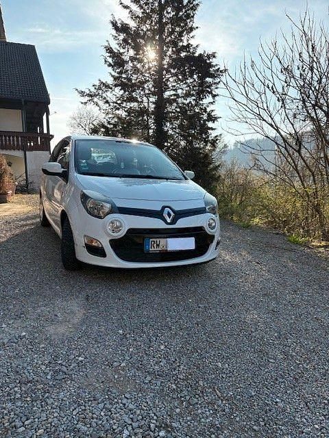 Second-hand Renault Twingo Expression 75 CP (55 kW) 2013 Alb Hatchback