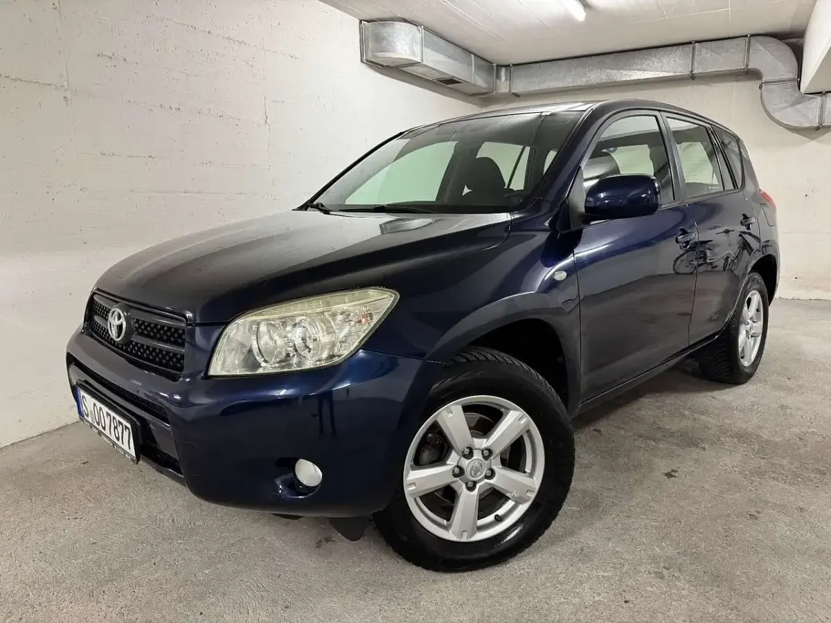 Gebraucht Toyota RAV4 Sol 152 PS (111 kW) 2008 Blau SUV