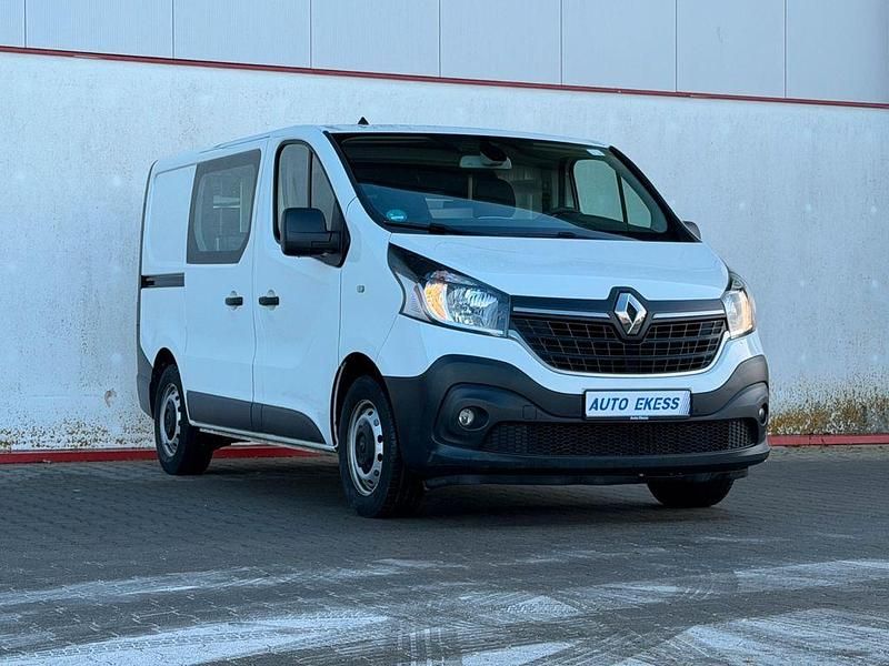 Weiß Gebraucht 2021 Renault Trafic Komfort Van / Kleinbus | 17.490 € (Superpreis) - Bild 1/4