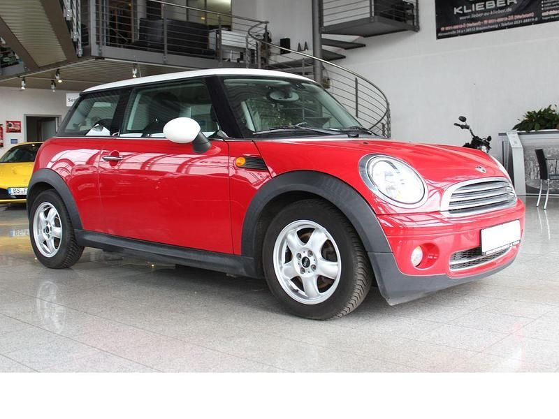 Gebraucht Mini Cooper Pepper 120 PS (88 kW) 2009 Chili red Kleinwagen