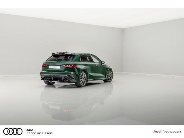 Neu Audi RS3 Competition 400 PS (294 kW) 2026 Gruen Limousine