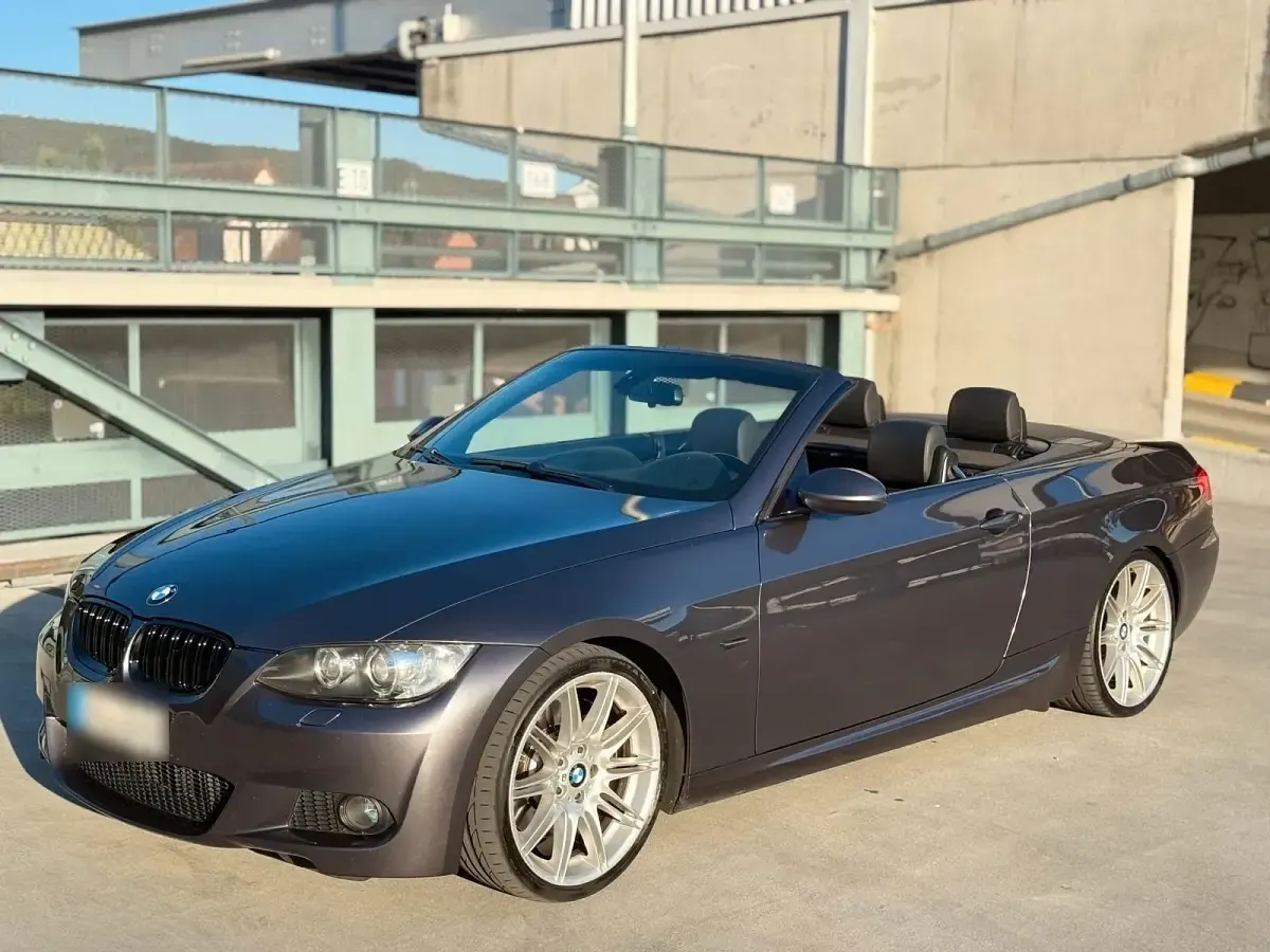 Gebraucht BMW 335 Cabriolet M Sport 306 PS (225 kW) 2007 Grau Cabrio