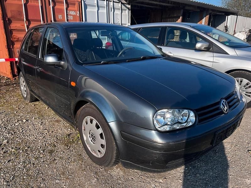 Gebraucht VW Golf IV 1999 Silber Kleinwagen