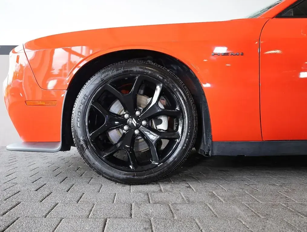Gebraucht Dodge Challenger 377 PS (277 kW) 2021 Orange Coupé