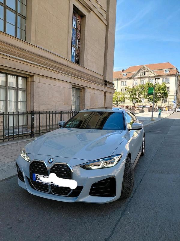 Grau Gebraucht 2023 BMW 430 Gran Coupé Shadowline Coupé | 44.000 € (Fairer Preis) - Bild 1/4