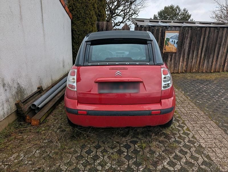 Second-hand Citroën C3 68 CP (50 kW) 2005 Roșu Cabrio