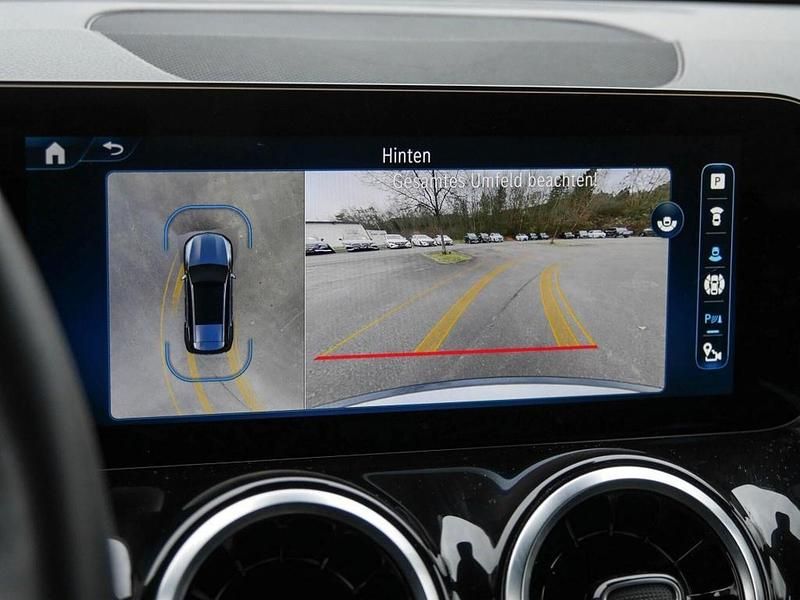 Gebraucht Mercedes GLB220 Progressive 140 PS (102 kW) 2024 Schwarz SUV