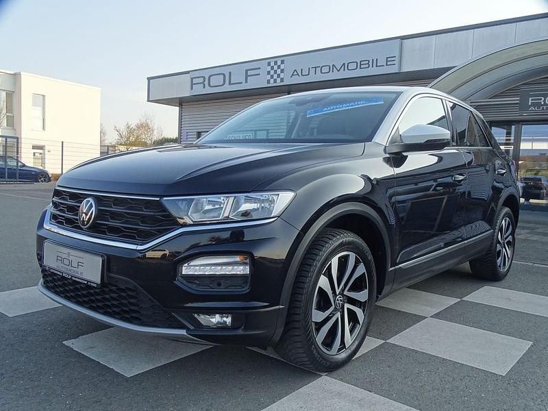 Gebraucht VW T-Roc Active 150 PS (110 kW) 2021 Schwarz deep black perleffekt (metallic) SUV